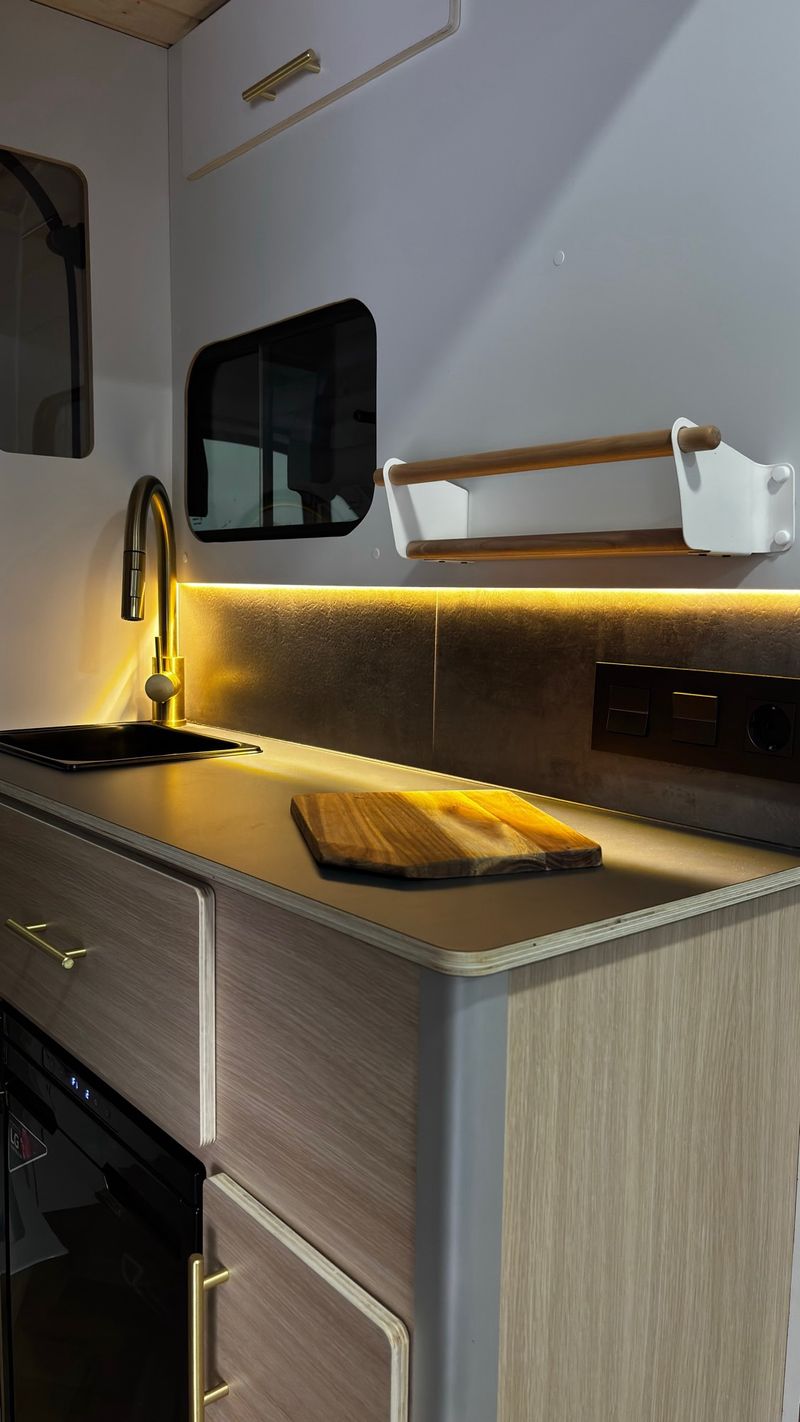 5. Fiat Ducato L2 CNC HPL (2019) - Valencia