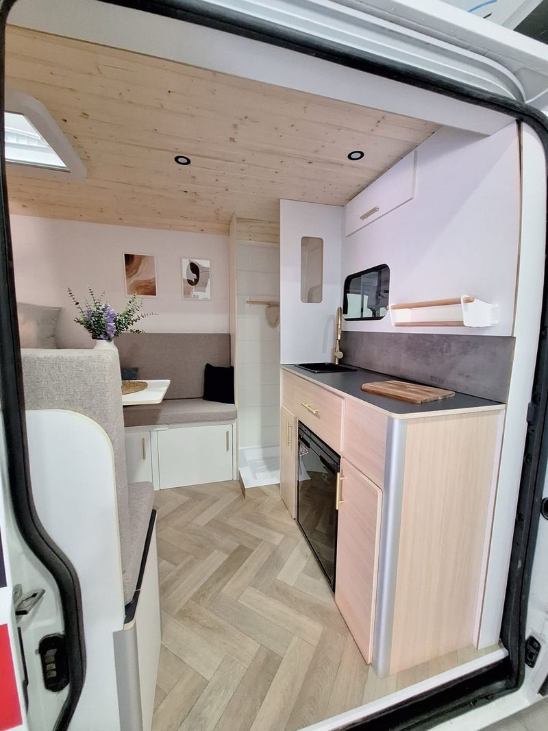 DUCATO_Valencia_2019_02.jpg