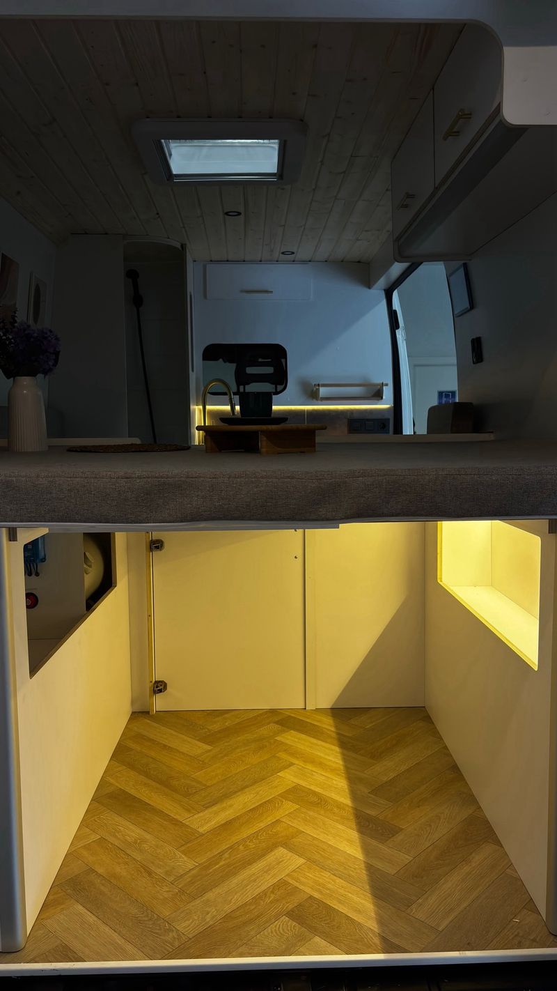 DUCATO_Valencia_2019_09.jpg
